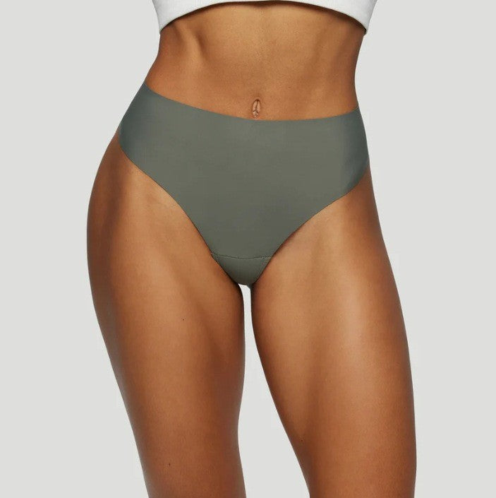 Lunelle daily essential Brief